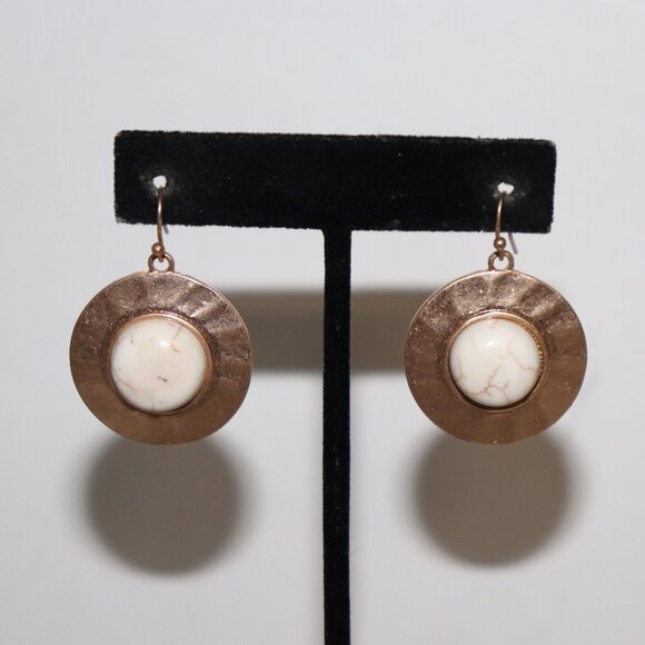 🌿 Beautiful Gold & Natural Howlite Dangle Earrings – 1.75" Earthy Elegance · - Picture 1 of 4